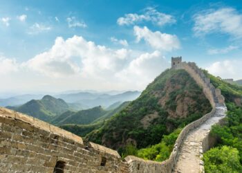 Chinese Stocks - 3 Chinese Stocks Still Thriving in China’s Struggling Economy