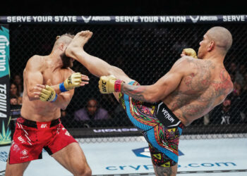 UFC 303: Alex Pereira rocks Jiří Procházka with head-kick KO to defend light heavyweight belt