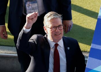 Can Starmer Fix Britain's Economy Without a Return to the EU?