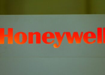 Honeywell to acquire Air Products' LNG process technology and equipment business