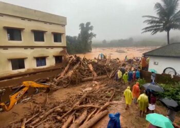 Kerala, India, hit by landslides, killing at least 109
