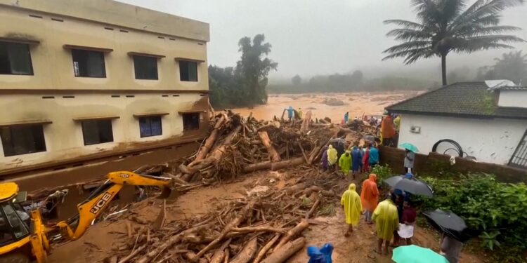 Kerala, India, hit by landslides, killing at least 109