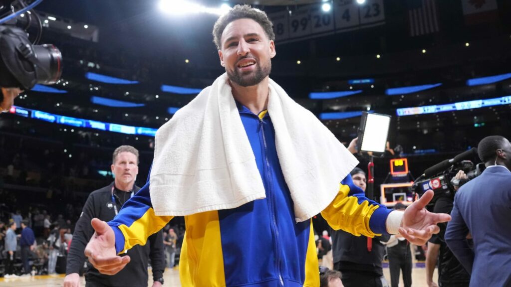 NBA World Reacts to Klay Thompson Reportedly Leaving Warriors to Sign With Mavericks