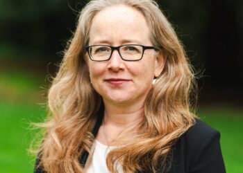 Urban Jungle: Ecologist Erica Spotswood Unveils How Cities Can Thrive as Wildlife Hotspots!