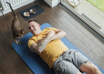 Unlock Your Youth: 5 Easy Tweaks to Lower Your Biological Age, According to Health Experts!