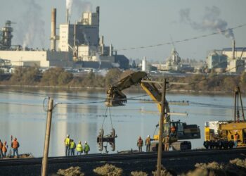 Breaking News: Significant Diesel Spill from Train Derailment Near Wallula – Latest Updates!