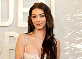 Inside the Drama: How Zach Bryan ‘Ruined’ Brianna LaPaglia’s Golden Globes Experience