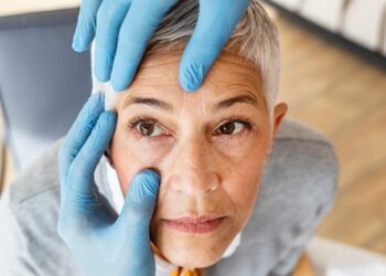 Unlock Radiant Vision: 5 Essential Lifestyle Habits for Healthy Eyes