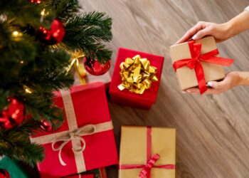 Mom Sets Boundaries: In-Laws Not Invited to Watch Kids Unwrap Christmas Joy!