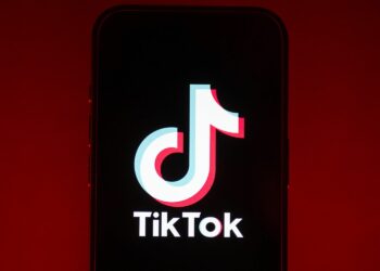 TikTok Shuts Down: The Countdown to the U.S. Ban Begins!